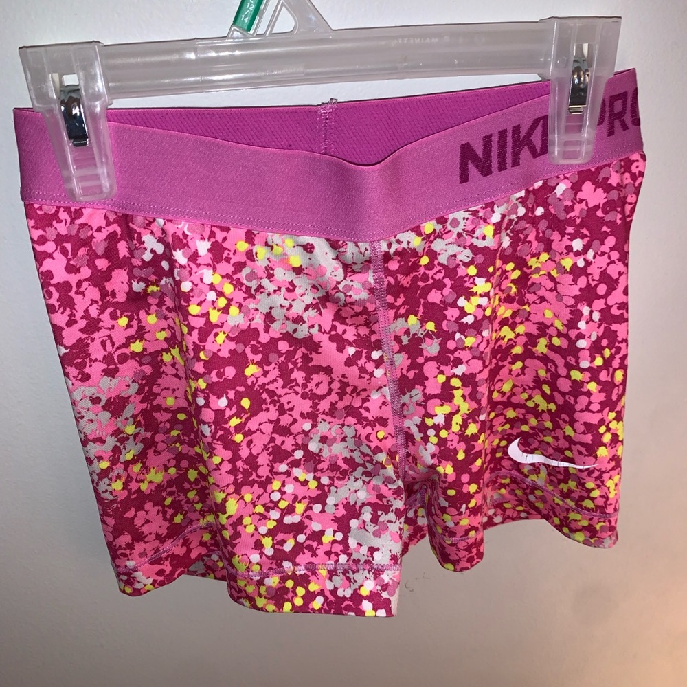 NIKE PRO MULTI-COLORED, SIZE SMALL.